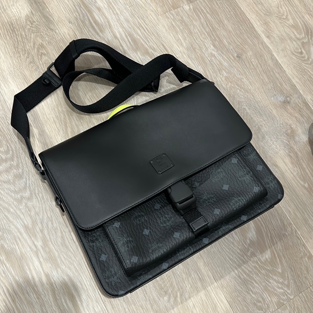 MCM
medium Aren leather-panelled messenger bag